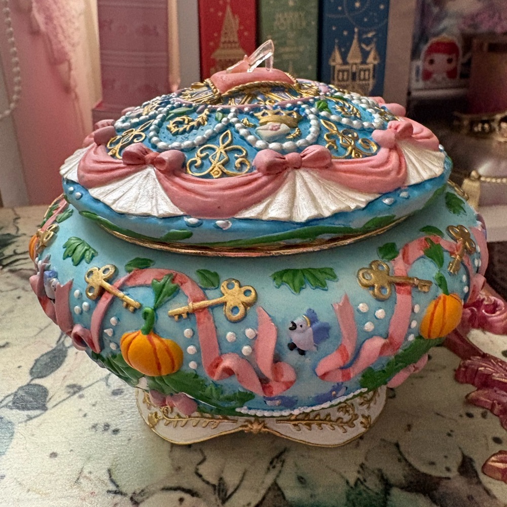 Cinderella music box